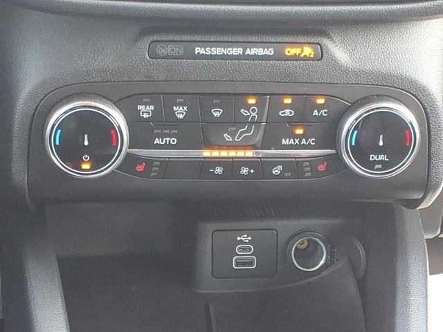 Certified 2025 Ford Escape ST-Line Select w/ Class II Trailer Tow Package AWD/4WD image 11
