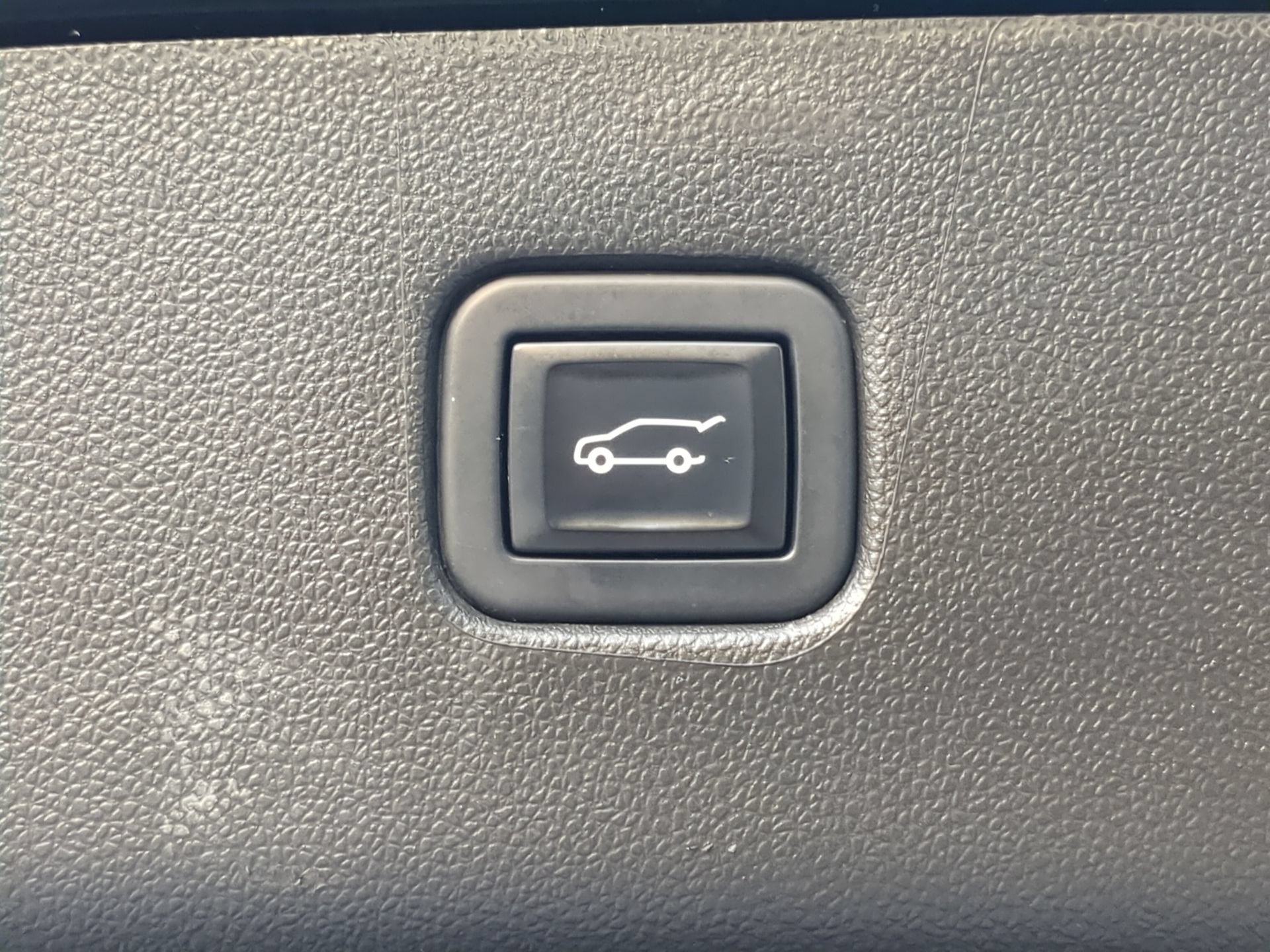 Used 2022 Chevrolet Blazer RS FWD image 47