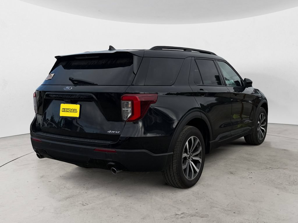 Certified 2023 Ford Explorer ST-Line AWD/4WD image 4