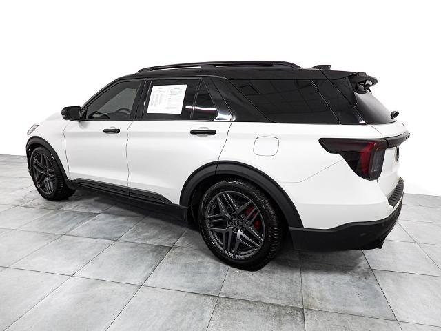 Certified 2025 Ford Explorer ST AWD/4WD image 5
