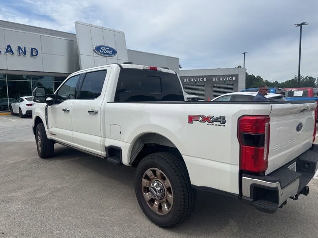 Certified 2024 Ford F250 Lariat w/ Lariat Ultimate Package AWD/4WD image 9