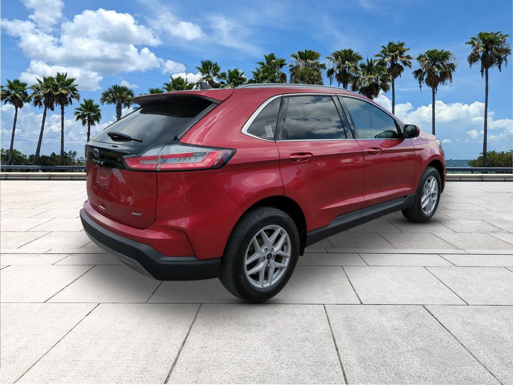 Certified 2024 Ford Edge SEL w/ Convenience Package AWD/4WD image 8