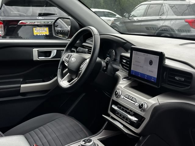 Certified 2023 Ford Explorer XLT AWD/4WD image 33