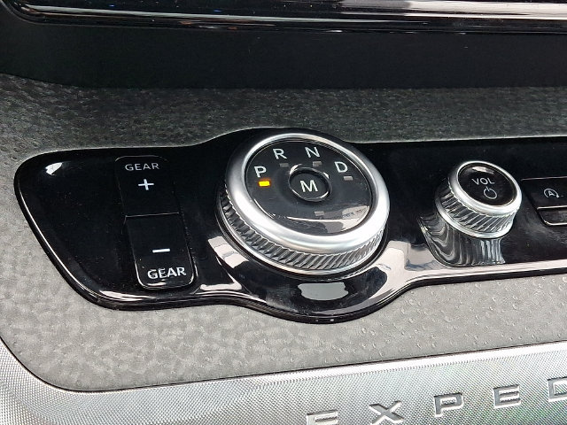 Certified 2025 Ford Expedition Tremor AWD/4WD image 15