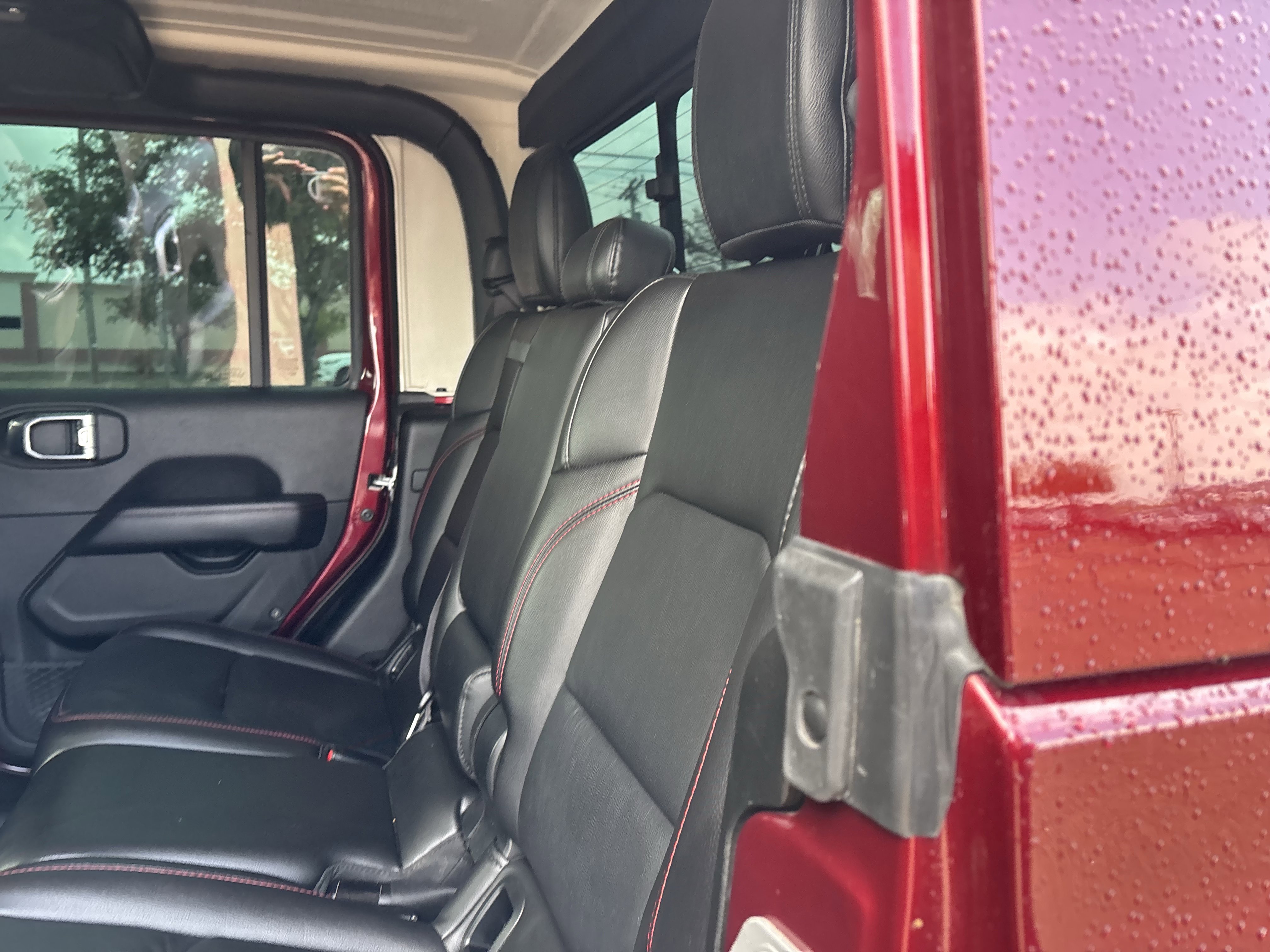 Used 2022 Jeep Gladiator Rubicon w/ LED Lighting Group AWD/4WD image 16