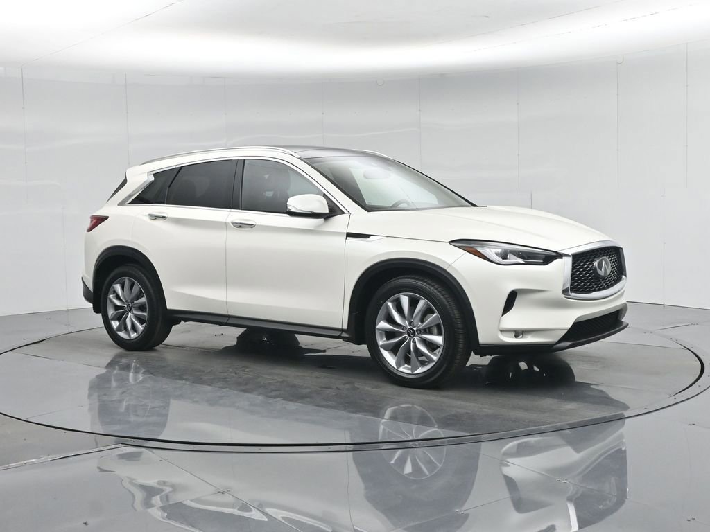 Used 2022 INFINITI QX50 Luxe image 4
