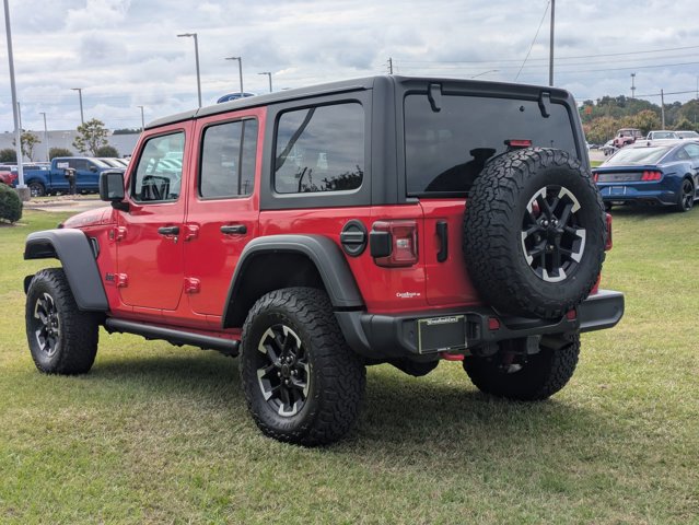Used 2024 Jeep Wrangler Unlimited Rubicon w/ Technology Group image 4