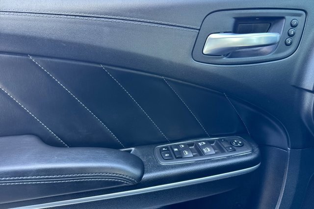 Used 2022 Dodge Charger R/T w/ Plus Group image 12