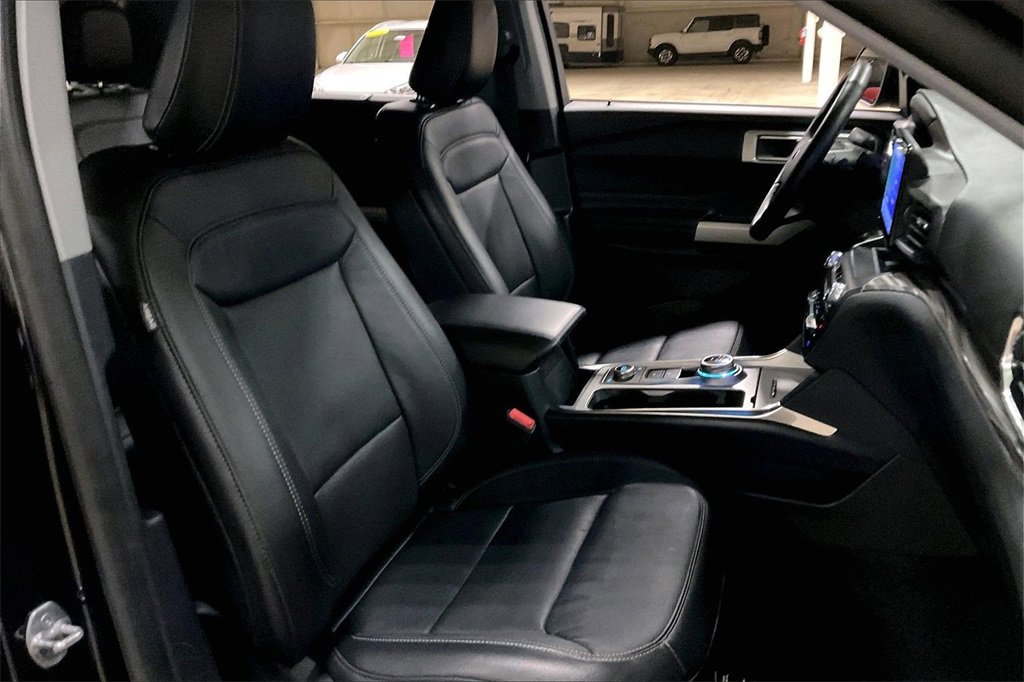 Certified 2020 Ford Explorer Limited image 7