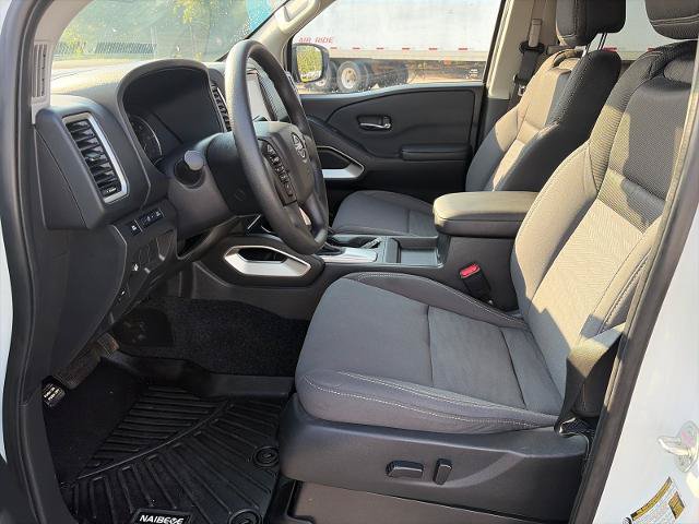 Used 2024 Nissan Frontier SV AWD/4WD image 18