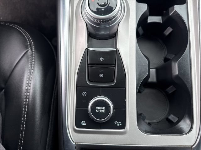 Certified 2023 Ford Explorer XLT w/ Equipment Group 202A AWD/4WD image 33