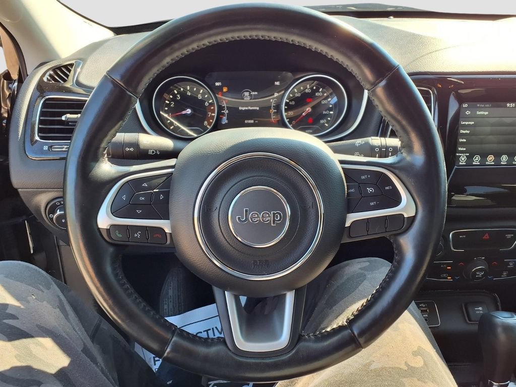 Used 2021 Jeep Compass Latitude FWD image 17