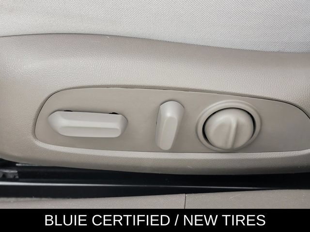 Used 2025 Chevrolet Malibu LT FWD image 14