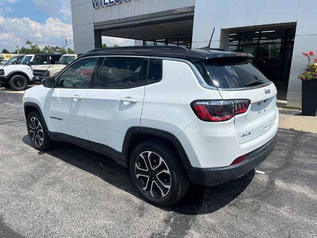 Used 2023 Jeep Compass Limited w/ Sun and Sound Group AWD/4WD image 4