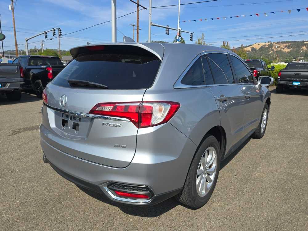 Used 2018 Acura RDX AWD w/ Technology Package image 4