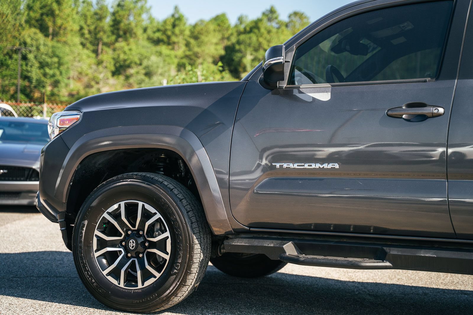 Used 2022 Toyota Tacoma TRD Sport w/ Technology Package RWD image 10