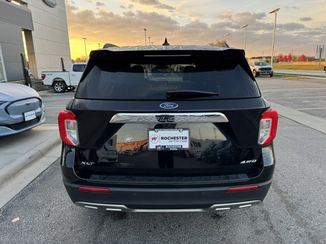 Certified 2022 Ford Explorer XLT w/ Equipment Group 202A image 2