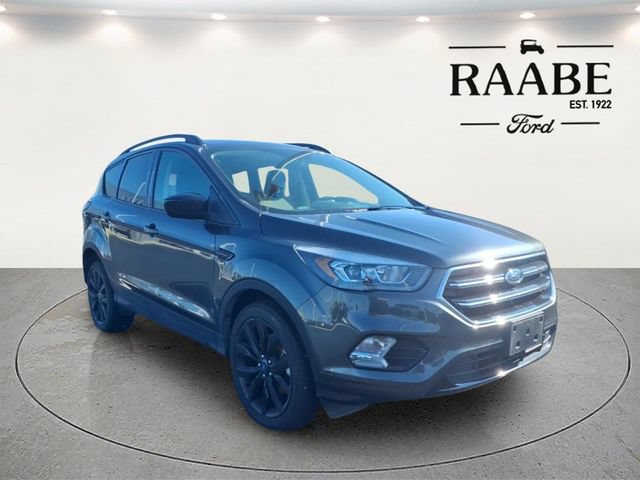 Certified 2018 Ford Escape SE w/ SE Sport Appearance Package AWD/4WD image 8