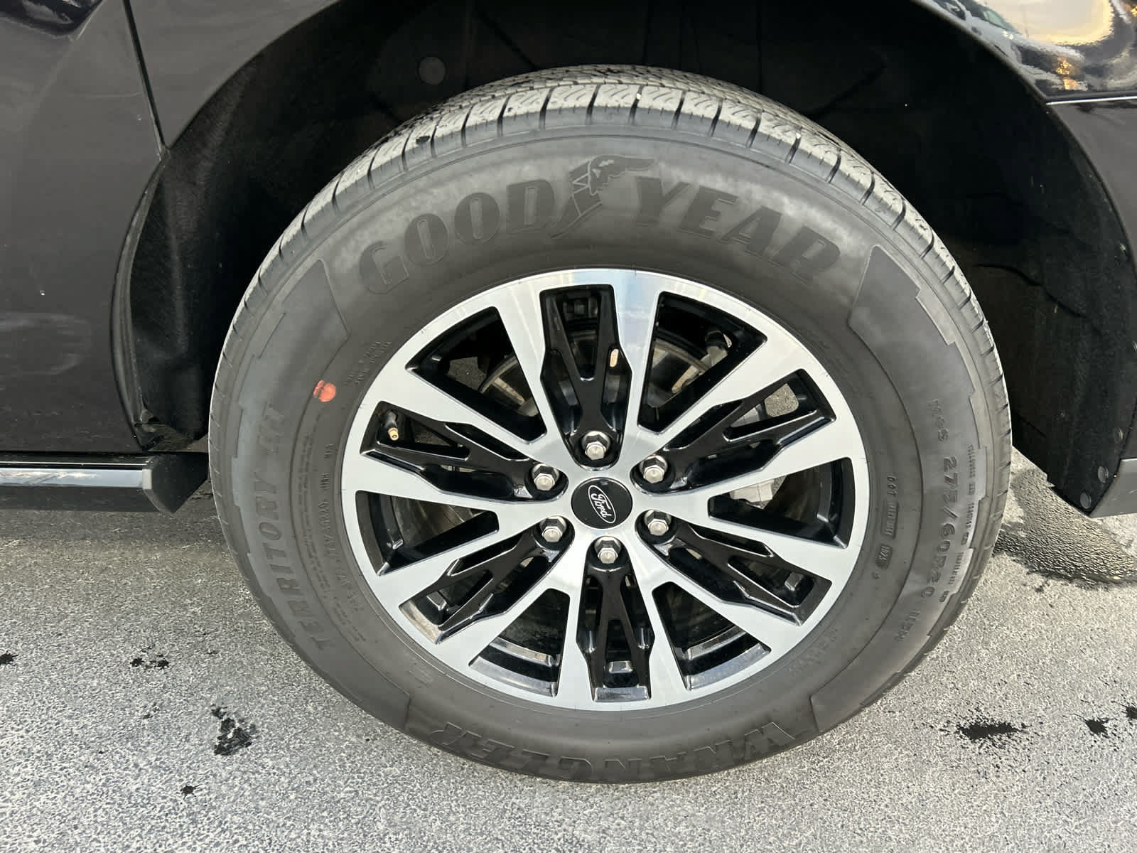 Certified 2025 Ford Expedition Max Platinum AWD/4WD image 16