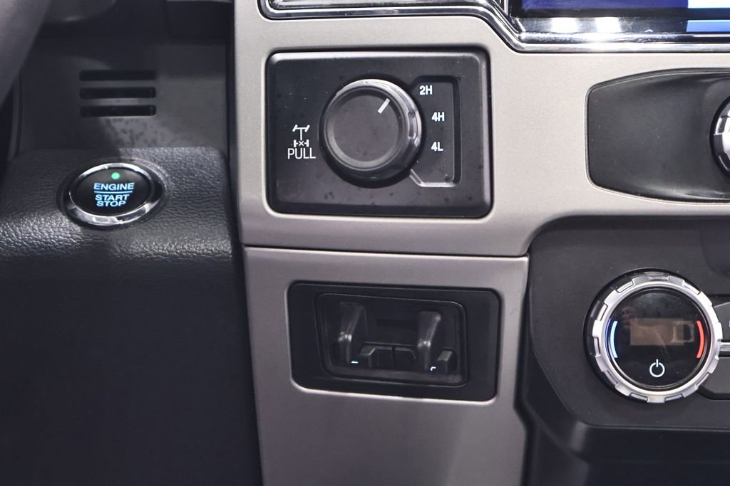 Certified 2022 Ford F350 Lariat w/ Tremor Off-Road Package image 28