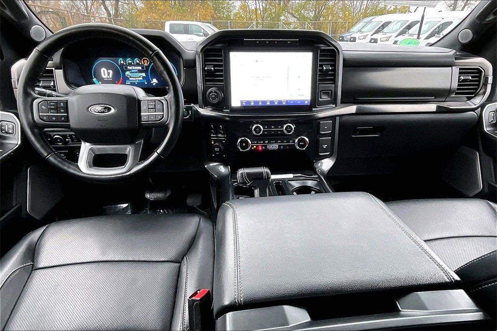 Certified 2022 Ford F150 Lariat w/ Equipment Group 502A High image 14