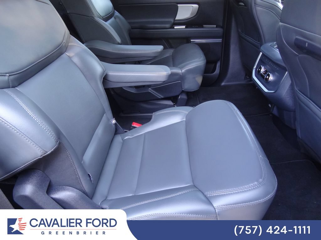 Certified 2026 Ford Expedition Active AWD/4WD image 14