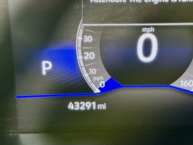 Used 2023 Volkswagen Tiguan S image 13