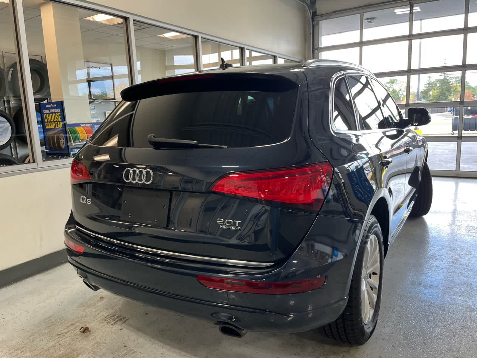 Used 2017 Audi Q5 2.0T Premium w/ Audi MMI Navigation Plus AWD/4WD image 7