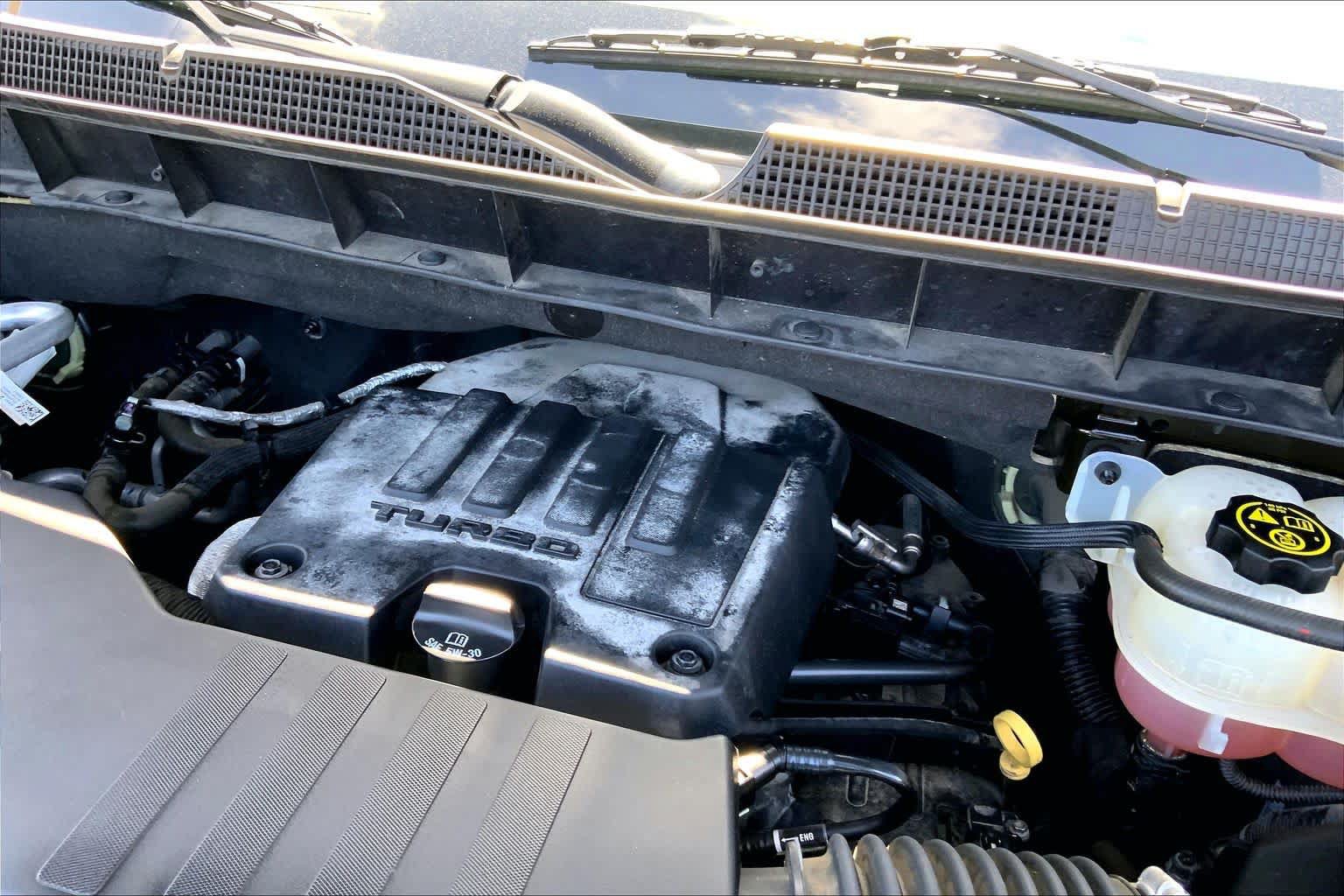 Used 2020 Chevrolet Silverado 1500 LT w/ Texas Edition RWD image 28