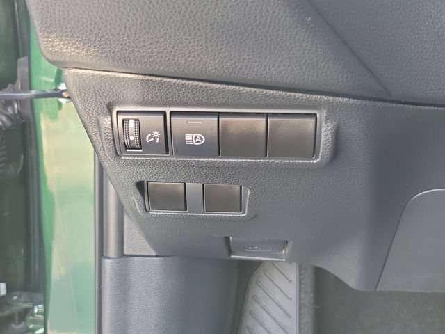 Used 2023 Toyota Corolla Cross XLE AWD/4WD image 22
