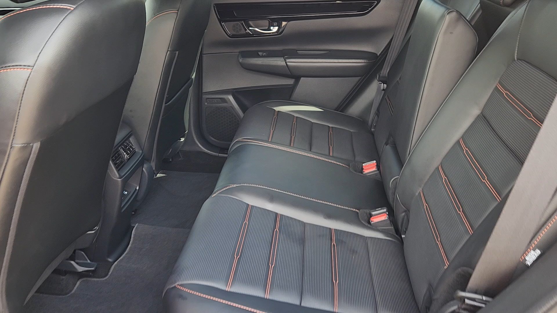 Used 2025 Honda CR-V Sport Touring image 32