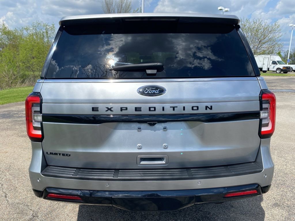 Certified 2023 Ford Expedition Limited AWD/4WD image 4