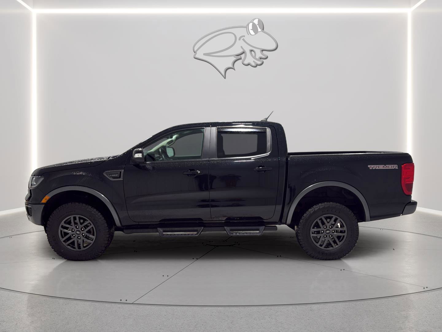 Certified 2023 Ford Ranger Lariat w/ Tremor Off-Road Package image 2