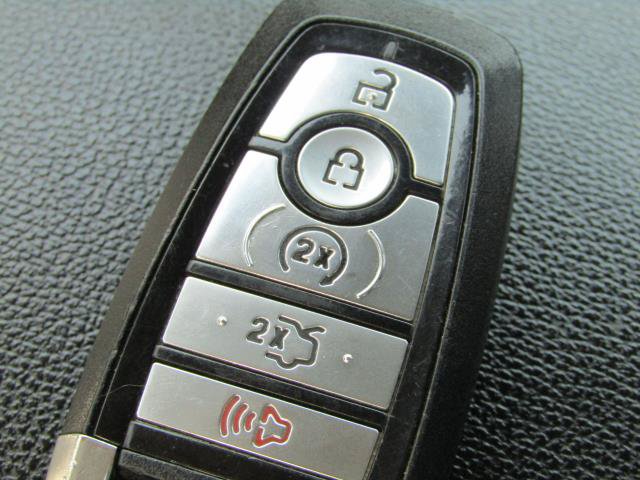 Certified 2020 Ford Fusion SEL FWD image 25