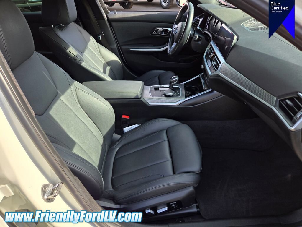 Used 2020 BMW 330i Sedan w/ M Sport Package image 16