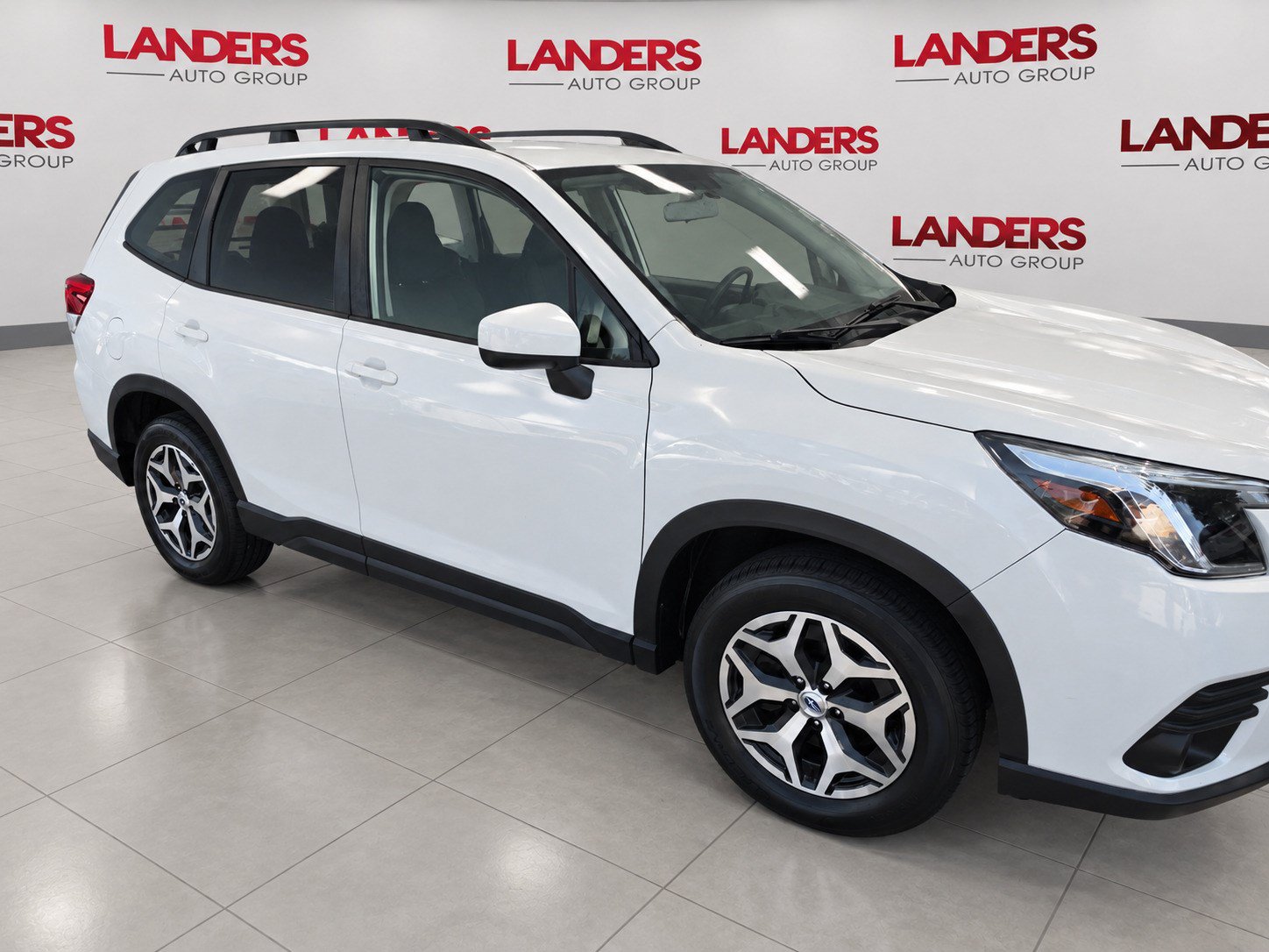 Used 2024 Subaru Forester Premium AWD/4WD image 2