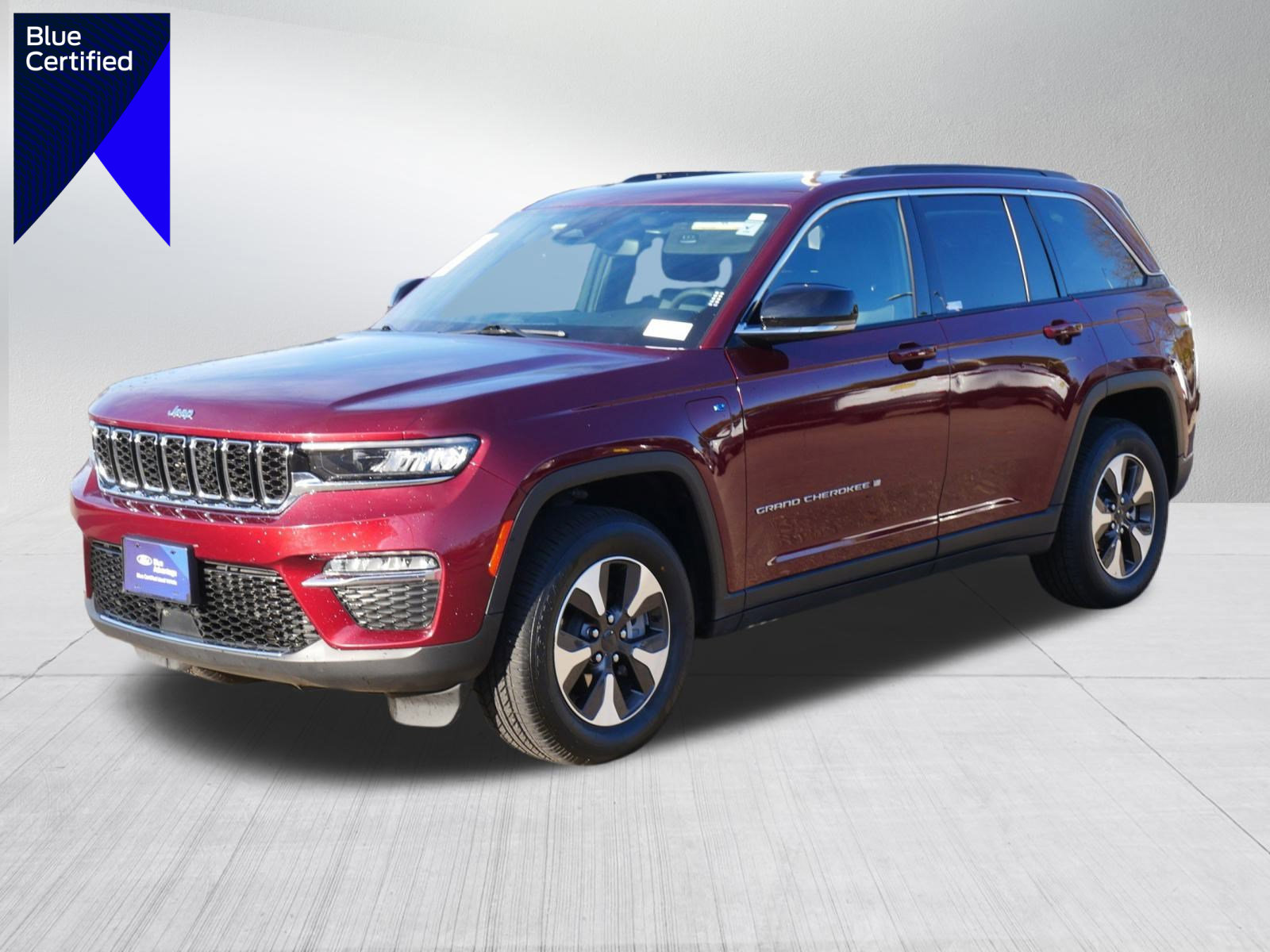 Used 2024 Jeep Grand Cherokee Limited 4xe image 1