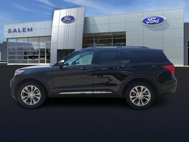 Certified 2022 Ford Explorer XLT w/ Equipment Group 202A AWD/4WD image 5