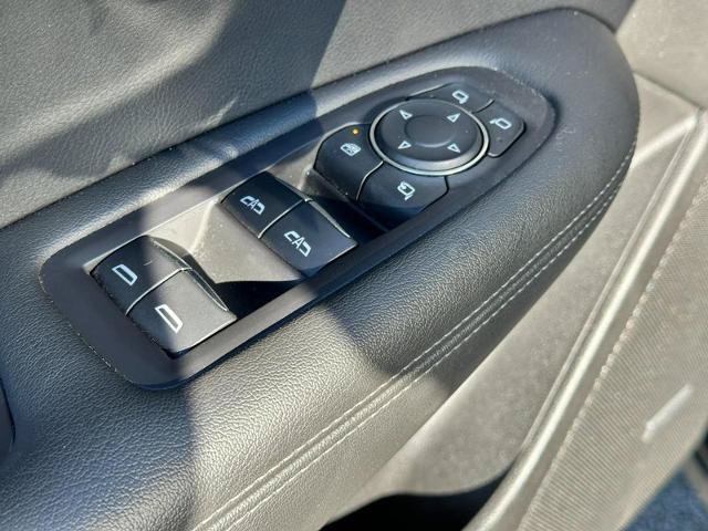 Used 2023 Cadillac XT6 Premium Luxury w/ Technology Package AWD/4WD image 18