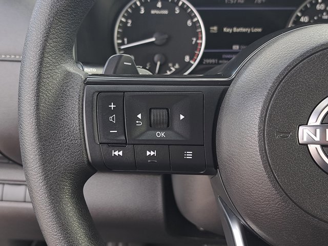 Used 2023 Nissan Pathfinder S image 25