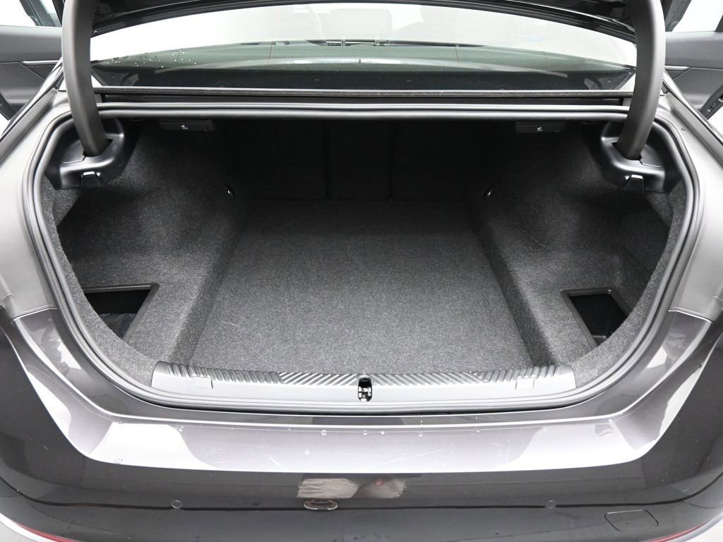 Used 2025 BMW 530i image 45