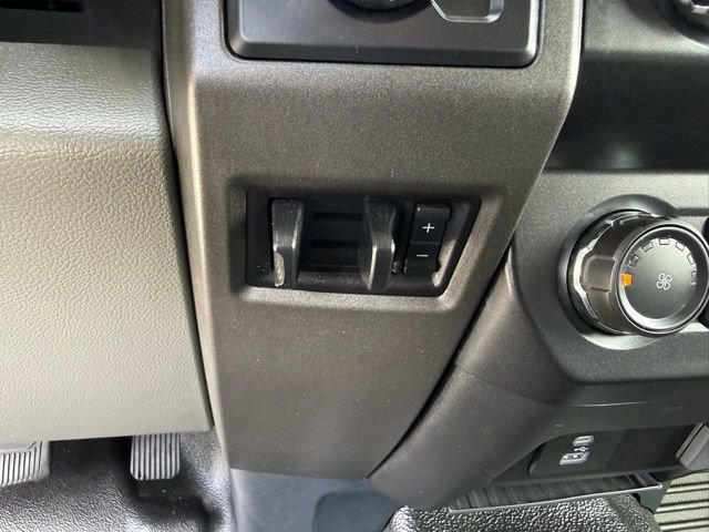Certified 2022 Ford F250 XL w/ Power Equipment Group image 27