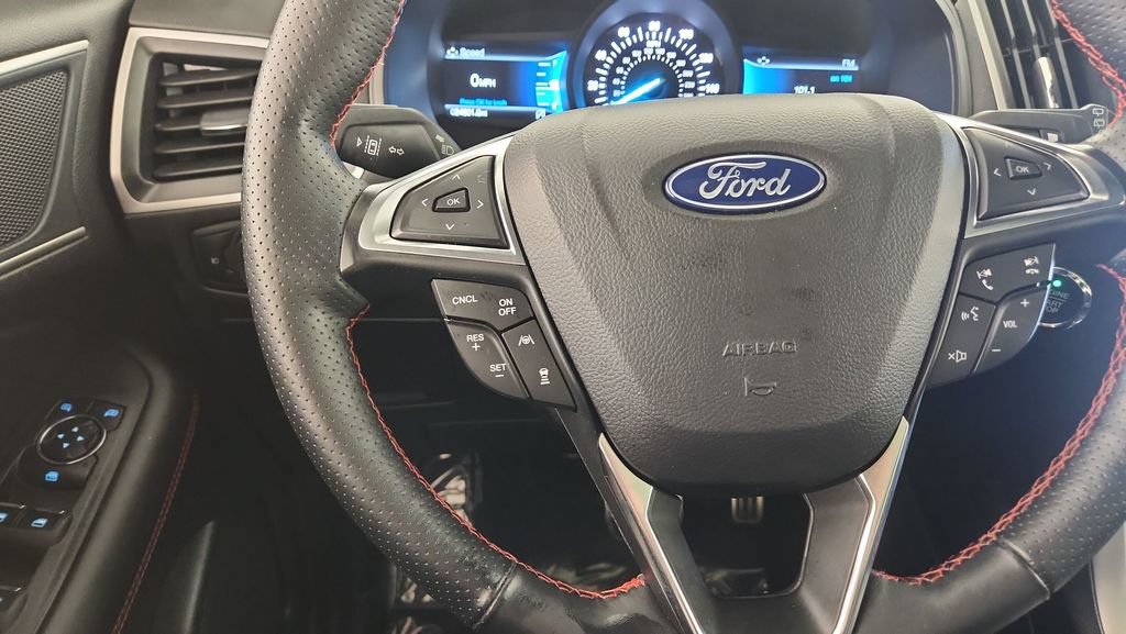 Certified 2024 Ford Edge ST-Line AWD/4WD image 22