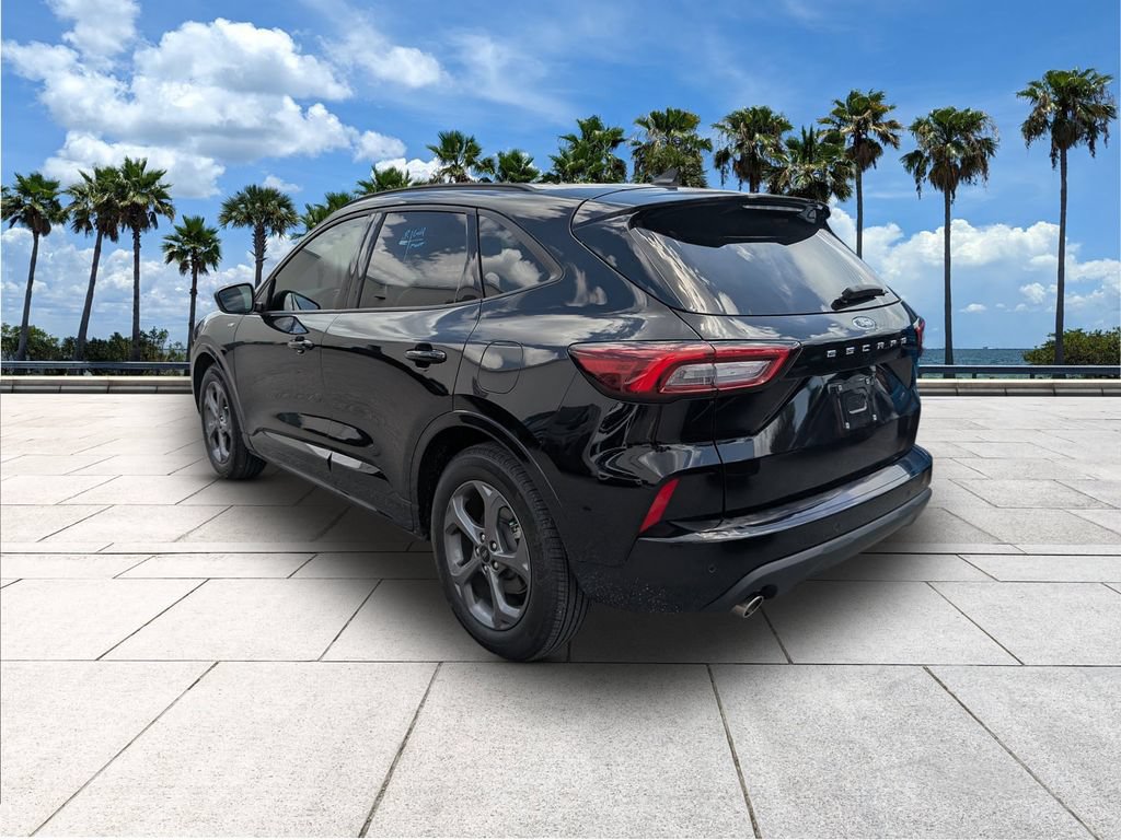 Certified 2024 Ford Escape ST-Line w/ Tech Pack #1 FWD image 6