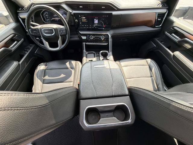 Used 2024 GMC Sierra 3500 Denali w/ Denali Reserve Package AWD/4WD image 23