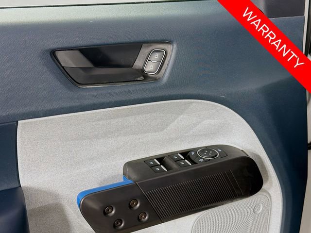 Certified 2025 Ford Maverick XLT w/ XLT Luxury Package image 17