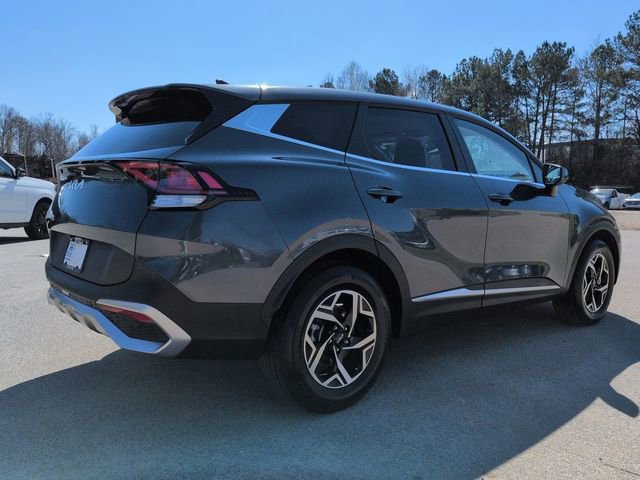 Used 2025 Kia Sportage LX image 4