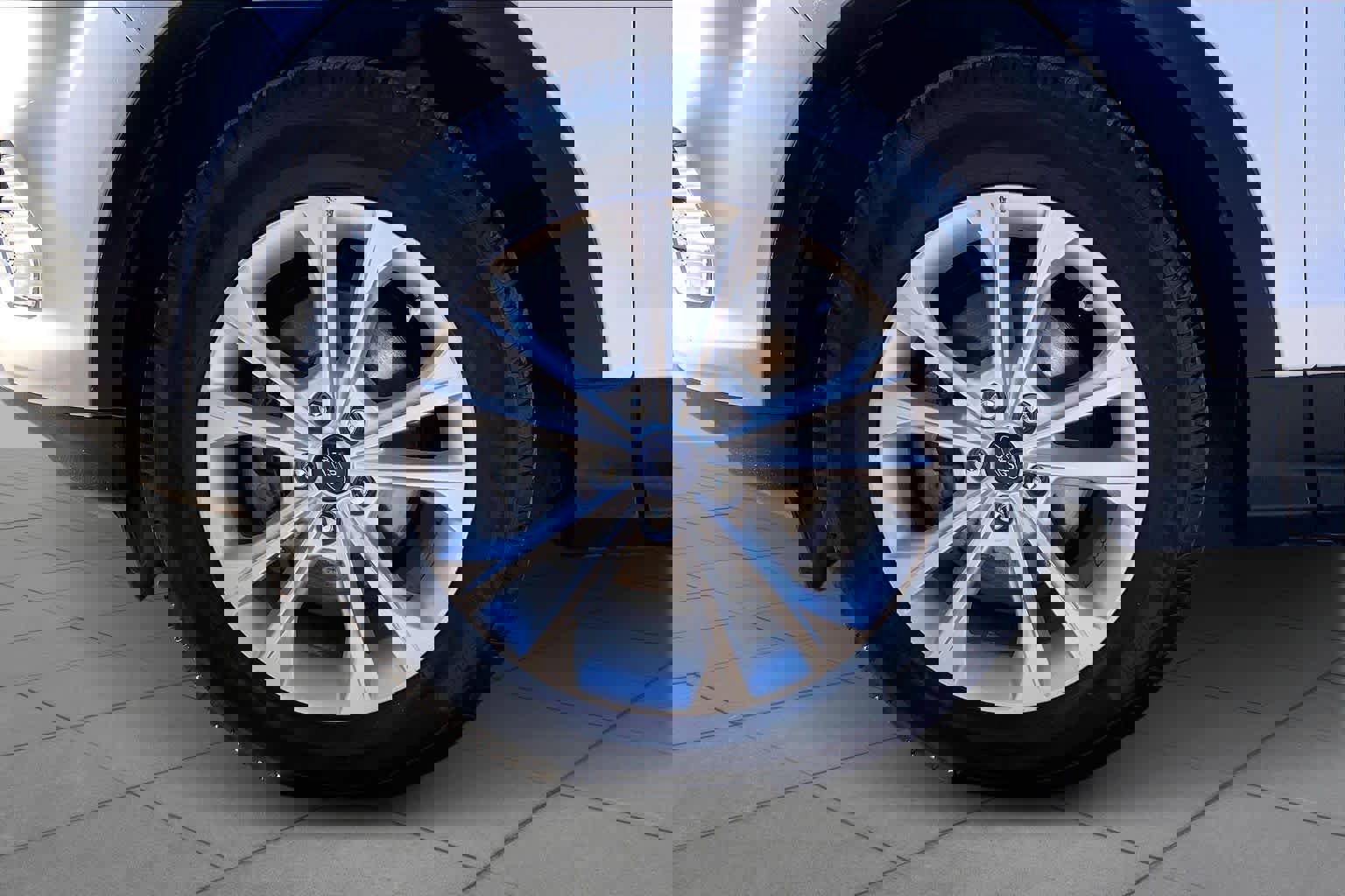 Certified 2017 Ford Escape SE image 10