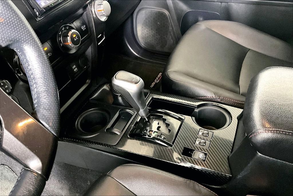 Used 2018 Toyota 4Runner TRD Off-Road Premium AWD/4WD image 13