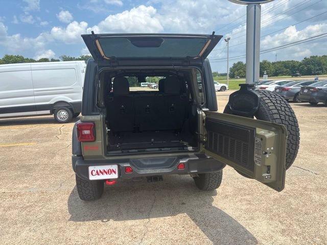 Used 2025 Jeep Wrangler Unlimited Rubicon AWD/4WD image 10
